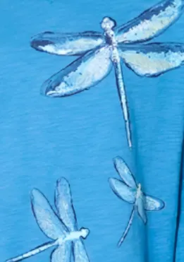 Escape Dragonflies Step Hem Tee